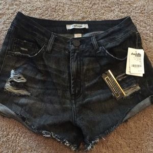 Super cute jean shorts